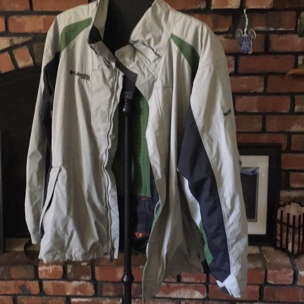 Columbia X C O Xl coat.  Like new